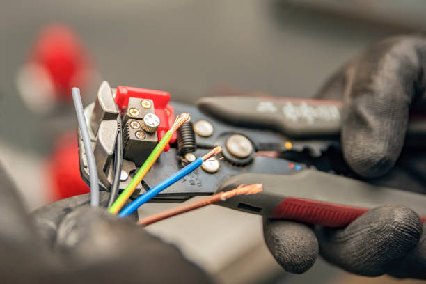 Best Electrical Wiring Services  in Eastmont, WA
