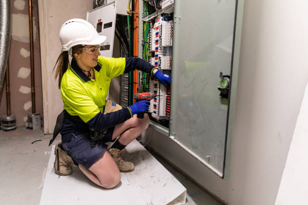 Best 24-Hour Electrician  in Eastmont, WA