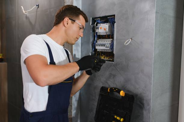 Best Electrical Contractors for Businesses  in Eastmont, WA