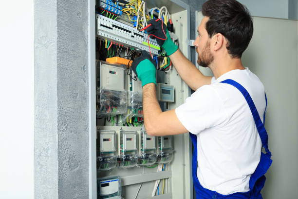 Best Ceiling Fan Installation Electrician  in Eastmont, WA