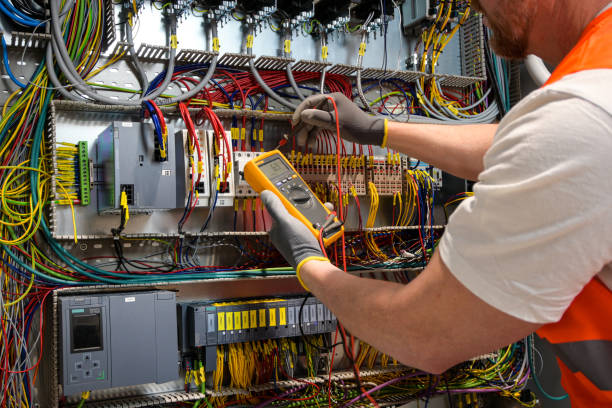 Best Local Electrician Companies  in Eastmont, WA